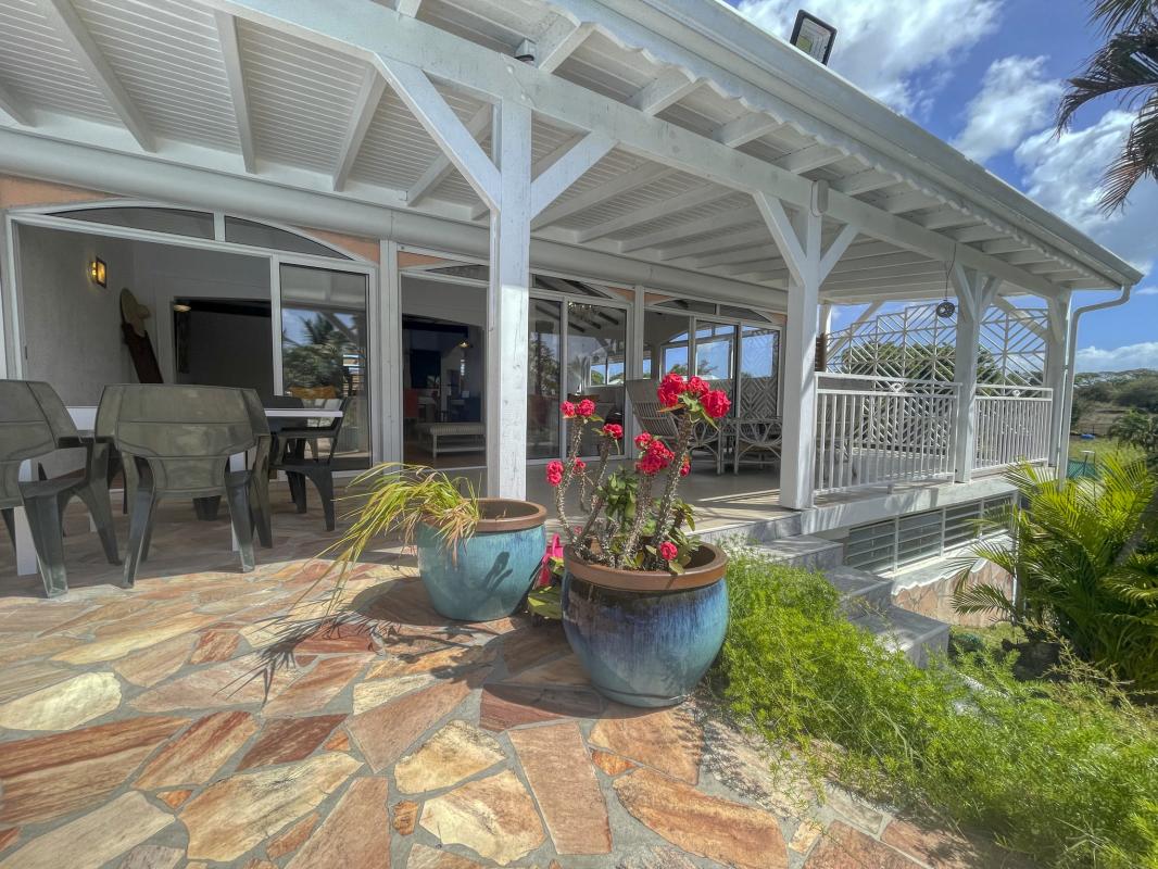 7.Location villa piscine sainte anne guadeloupe_Terrasse